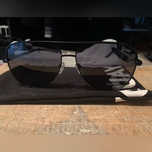 Women’s Quay high key mini sunglasses